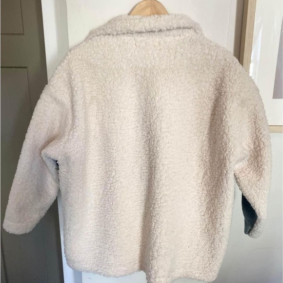 NWT Denim Sherpa Jacket - Picture 4 of 5